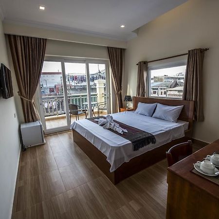 Phnom Penh Le Vincent Hotel Kültér fotó