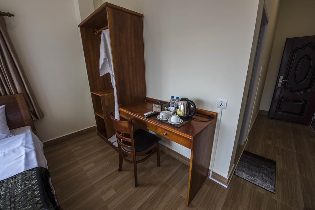 Phnom Penh Le Vincent Hotel Kültér fotó